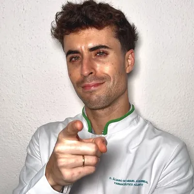 Alvaro de Miguel | Dermofarmacia - Cosmetica - Skincare ✨ profile