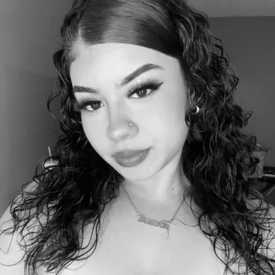Dᴇɴᴀʟɪ Mᴀʀᴛɪɴᴇᴢ ♡︎ profile