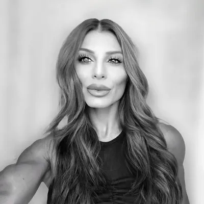 Denise Ghiglione profile