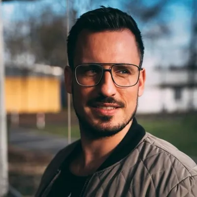Deniz Gencler profile