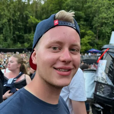 Dennis profile