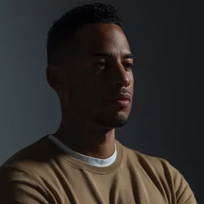 Dennis Aogo profile