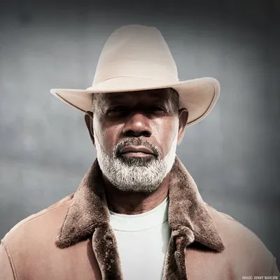 Dennis Haysbert profile