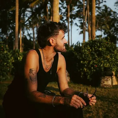 Dennis profile