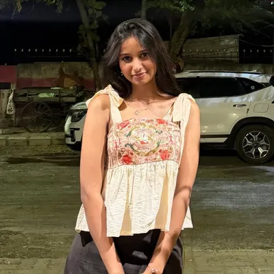 Dr.Aavanya profile