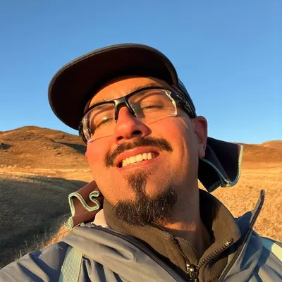 Derek Moreno profile