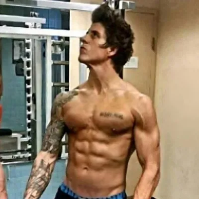 Derek Quick profile