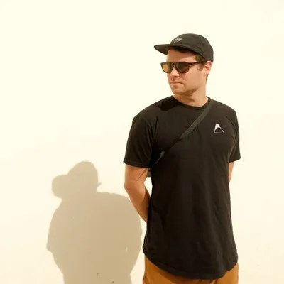 Derek. profile