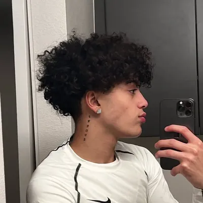 Derek Borgen profile