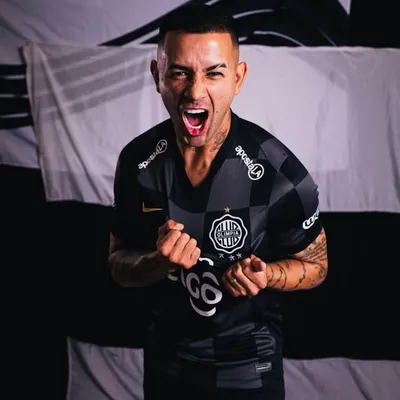 Derlis Gonzalez profile