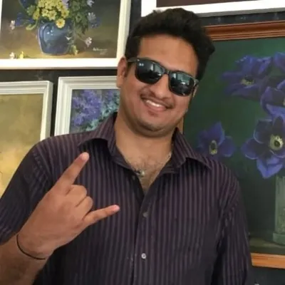 Shantanu R Desai profile