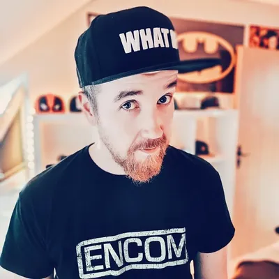 Dennis ( Der T ) ♠ profile