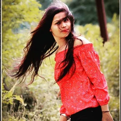Desi Actress ๐๐๐ profile
