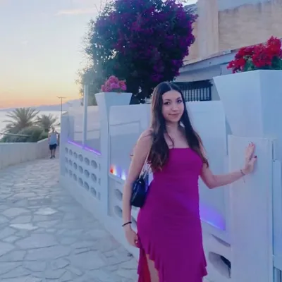 Desirée🌷 profile
