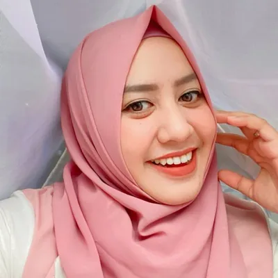Azaria Desfiani (Desra) profile
