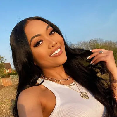 Desthy Dee profile