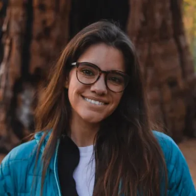 Janelle | travel & adventure profile
