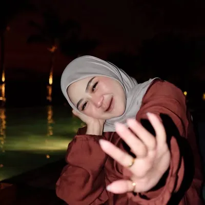Desya Aghnia profile