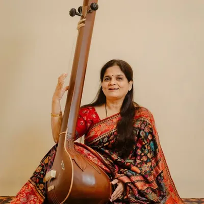 Devaki Pandit Official profile