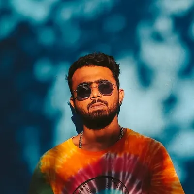 Dev Dodia profile