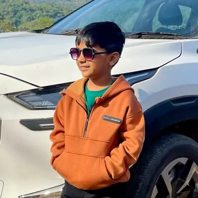 Dev Hinduja profile