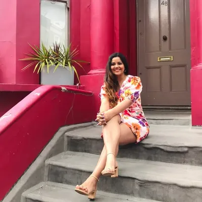 Devi Santosh profile