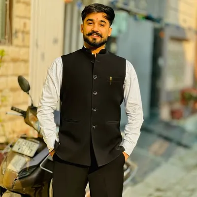 Adv Likhit guru profile
