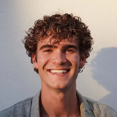 Devin Hayes profile