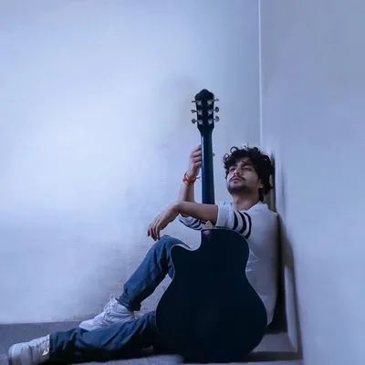 Devom Pandeyy profile