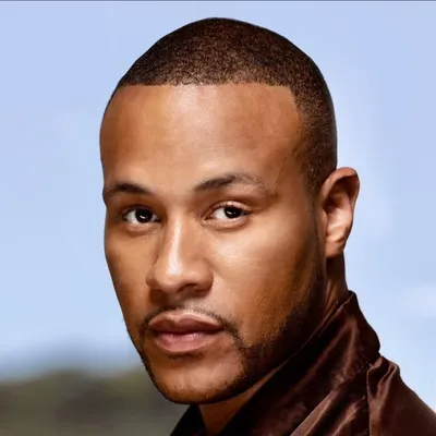 DeVon Franklin profile