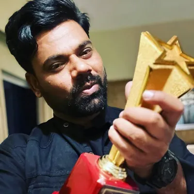 Dev Singhh profile