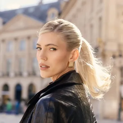 devon windsor profile