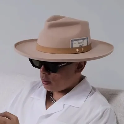 Dew Francis profile