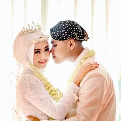 Dewi Novita S profile