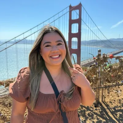 Dezleigh Yang | Calgary | yyc profile