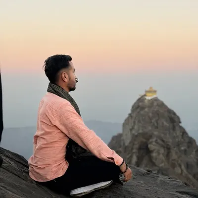 Dharmik Pipaliya profile