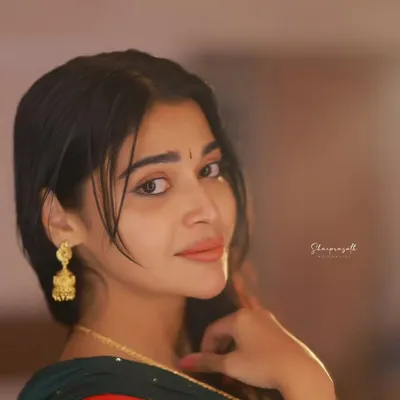 Dharsha Gupta profile