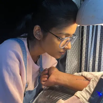 DHE HIMALAYAN GIRL profile