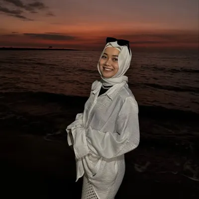 Dhey profile