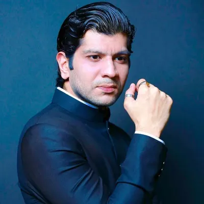 Dheeraj Kalwani profile