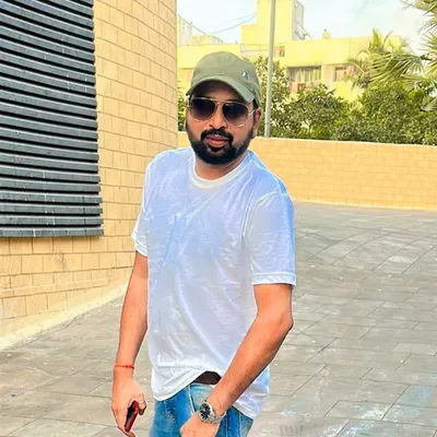 Dhiraj Kumar profile