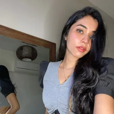 Dhivyah Raveen profile