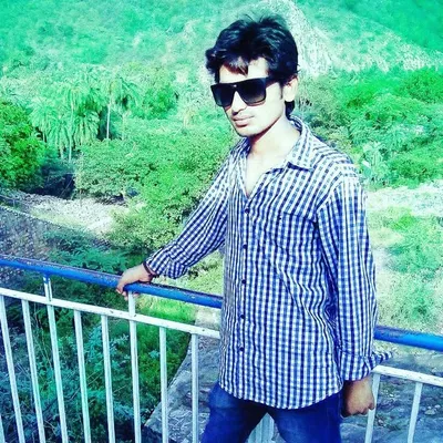 Dhoni Meena profile