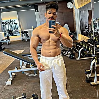 Ashu Dhoundiyal | fitness freak profile