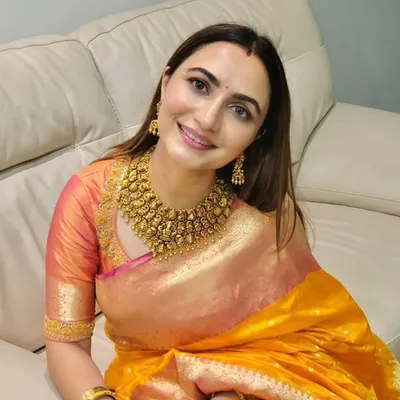Dhrriti Saharan Reddy profile