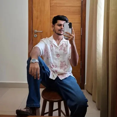 Dhruv Patel ๐ฆโ๐ฅ profile