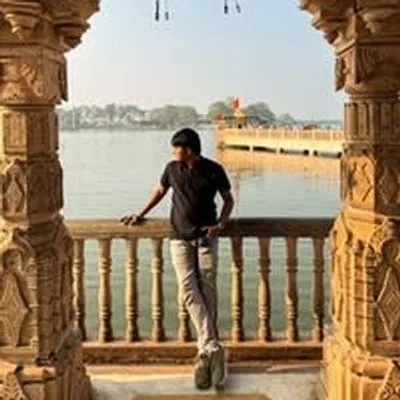 Dhruv Thakor profile