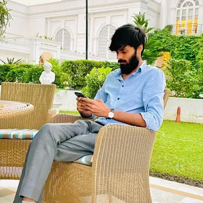 Dhruv Tripathi ๐ฆ
profile