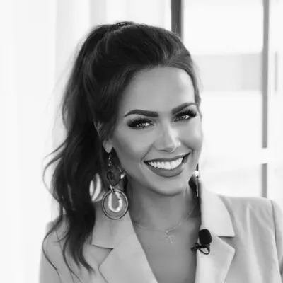 Diana König | Moderatorin profile