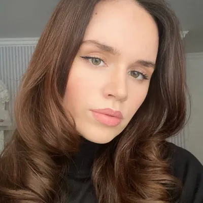 Diana Pathé profile